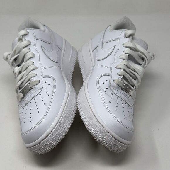 Nike Air Force 1 '07 Low Womens 9.5 Triple White Leather Athletic Shoes Sneakers - Picture 7 of 16